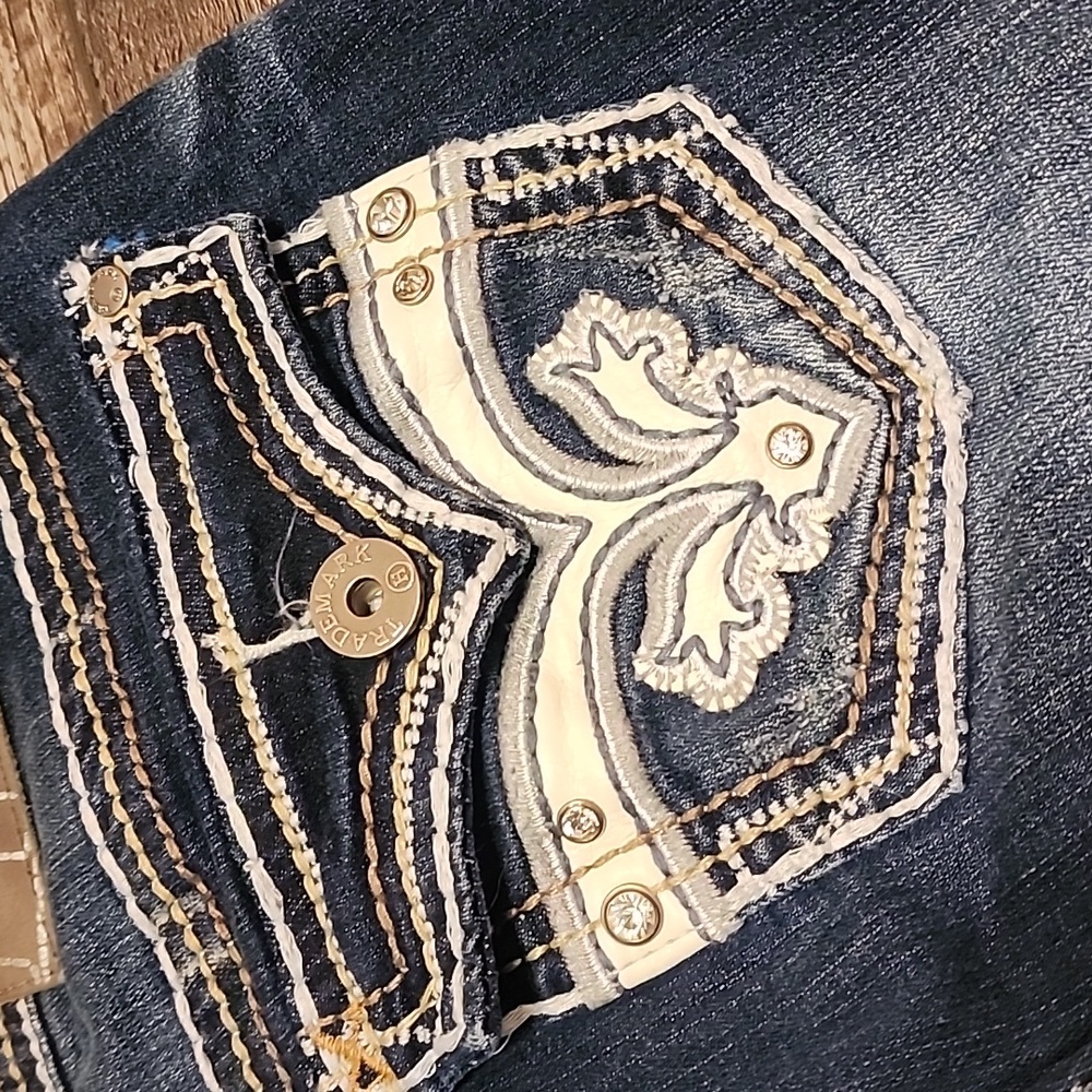 Wm Trademark H jeans​​ size 11/12 W x 33" L - Picture 7 of 8